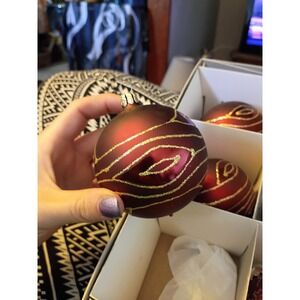 Czech Republic 10pk Ornaments Tree Round Burgundy Red With Gold Glitter Glass